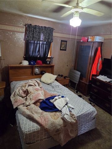 32 Longfellow Drive, Coventry, RI 02816