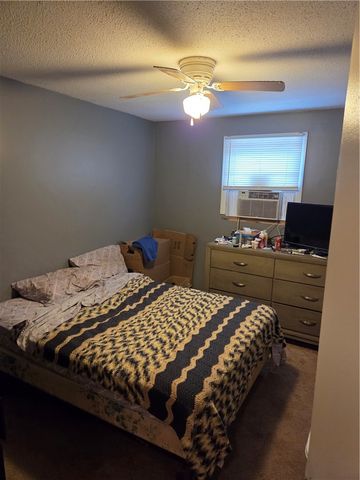 32 Longfellow Drive, Coventry, RI 02816