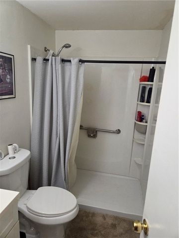 32 Longfellow Drive, Coventry, RI 02816