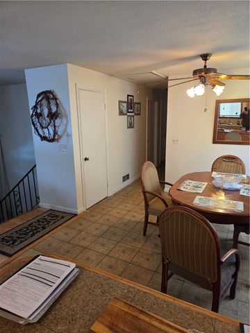 32 Longfellow Drive, Coventry, RI 02816