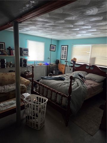 32 Longfellow Drive, Coventry, RI 02816