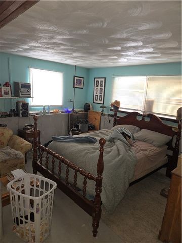 32 Longfellow Drive, Coventry, RI 02816