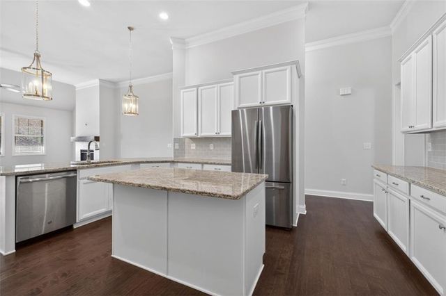 3861 Heirloom Loop Court, Buford, GA 30519