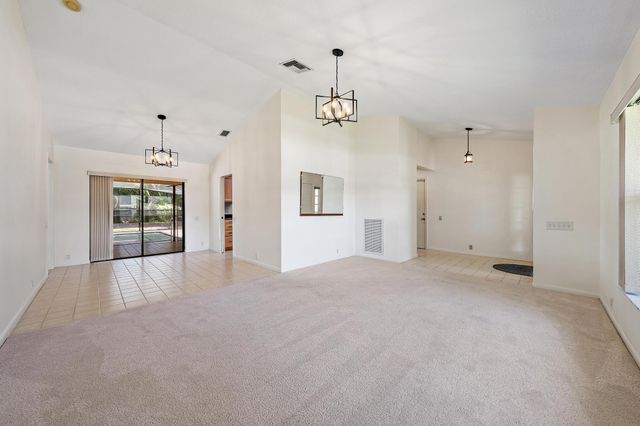 180 Bayberry Place, Jupiter, FL 33458