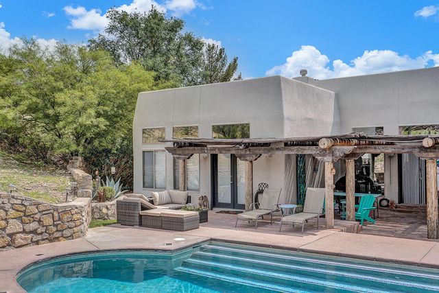 5601 BURNING TREE Drive, El Paso, TX 79912