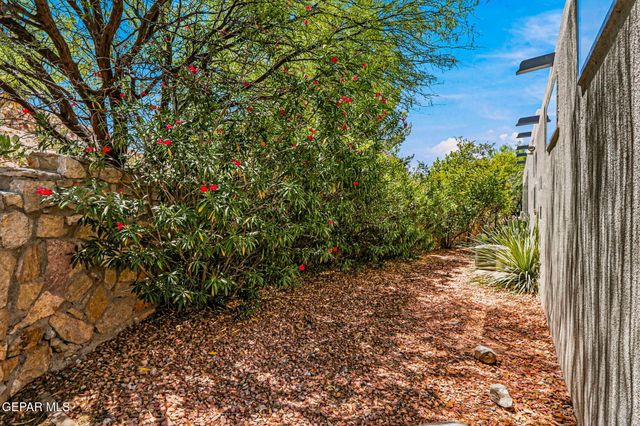 5601 BURNING TREE Drive, El Paso, TX 79912