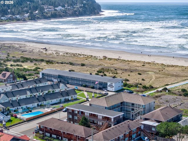 40 Avenue U 63, Seaside, OR 97138