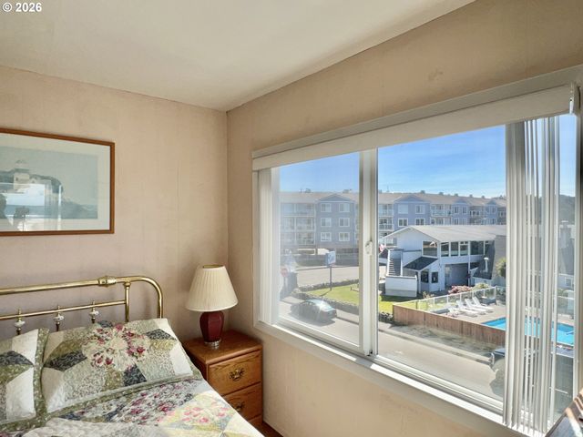 40 Avenue U 63, Seaside, OR 97138