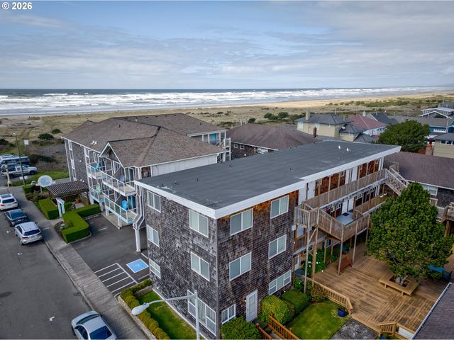 40 Avenue U 63, Seaside, OR 97138