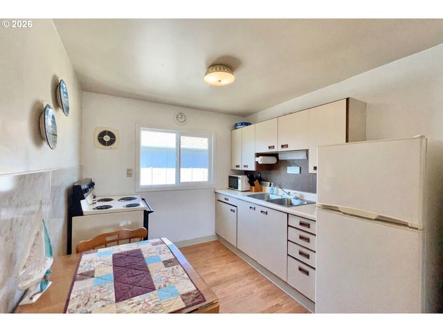 40 Avenue U 63, Seaside, OR 97138