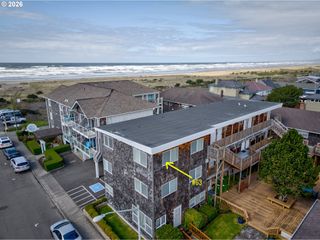 40 Avenue U 63, Seaside, OR 97138