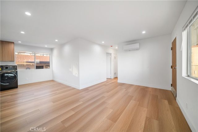 936 Centennial 6, Los Angeles, CA 90012