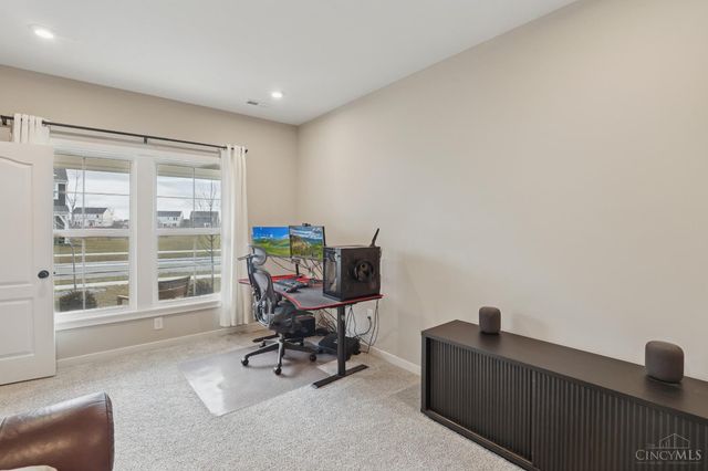 2063 Harvest Meadows Avenue, Batavia, OH 45103