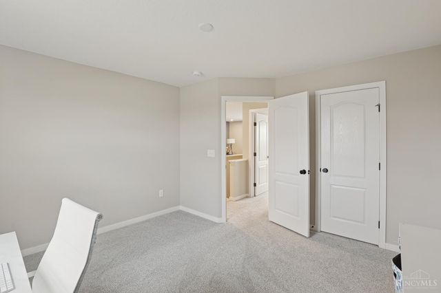 2063 Harvest Meadows Avenue, Batavia, OH 45103