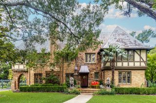 1109 Lausanne Avenue, Dallas, TX 75208