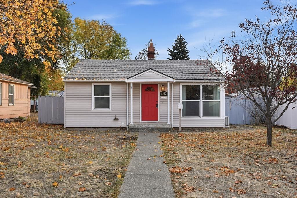 5522 N Cannon St, Spokane, WA 99205 photo 2