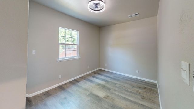 2209 Wellington Street, Greenville, TX 75401