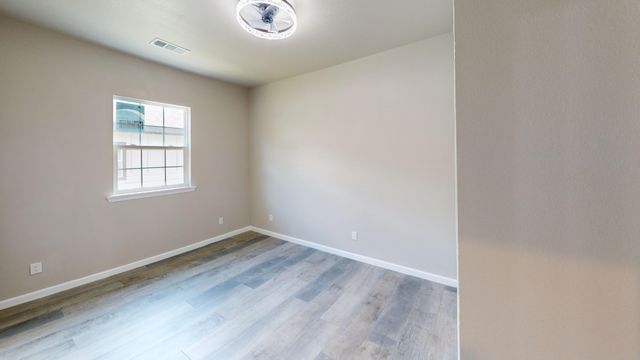 2209 Wellington Street, Greenville, TX 75401