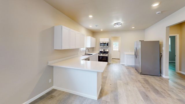 2209 Wellington Street, Greenville, TX 75401