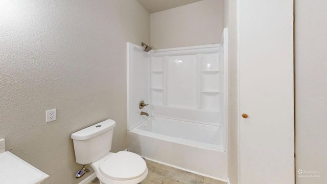 2209 Wellington Street, Greenville, TX 75401