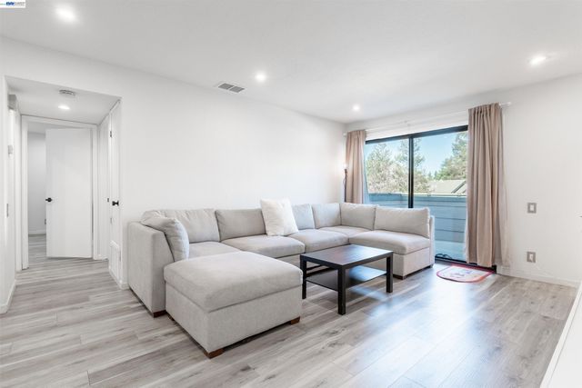 277 Hackamore Cmn, Fremont, CA 94539