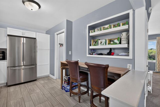 1306 W 6th Street, Cedar Falls, IA 50613