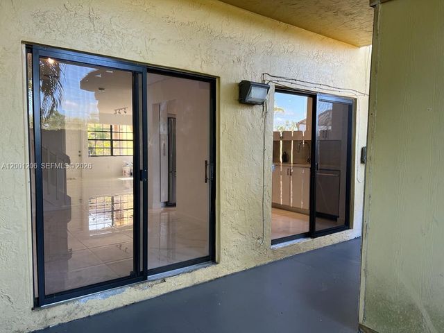 1125 NE 210th Ter, Miami, FL 33179