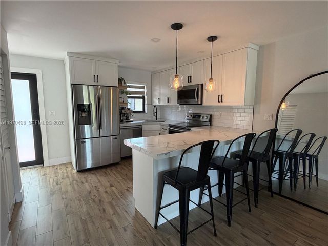 3800 Palm Ave 217, Hialeah, FL 33012