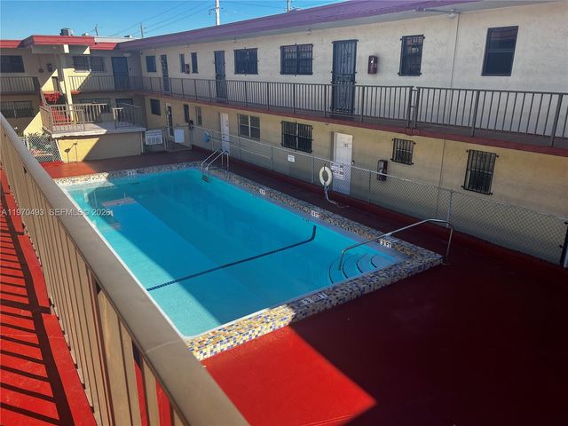 3800 Palm Ave 217, Hialeah, FL 33012