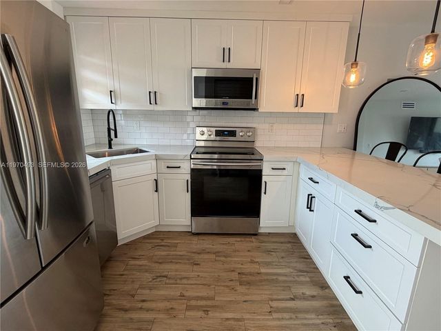 3800 Palm Ave 217, Hialeah, FL 33012