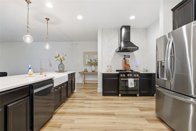 565 MORGAN WOOD DRIVE, Deland, FL 32724