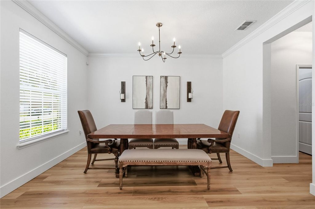 Image 16 of property listing at 565 MORGAN WOOD DRIVE, Deland, FL 32724