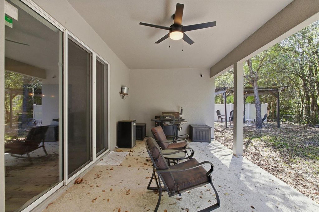 Image 36 of property listing at 565 MORGAN WOOD DRIVE, Deland, FL 32724