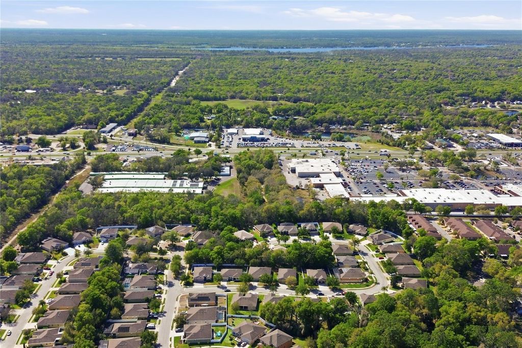 Image 44 of property listing at 565 MORGAN WOOD DRIVE, Deland, FL 32724