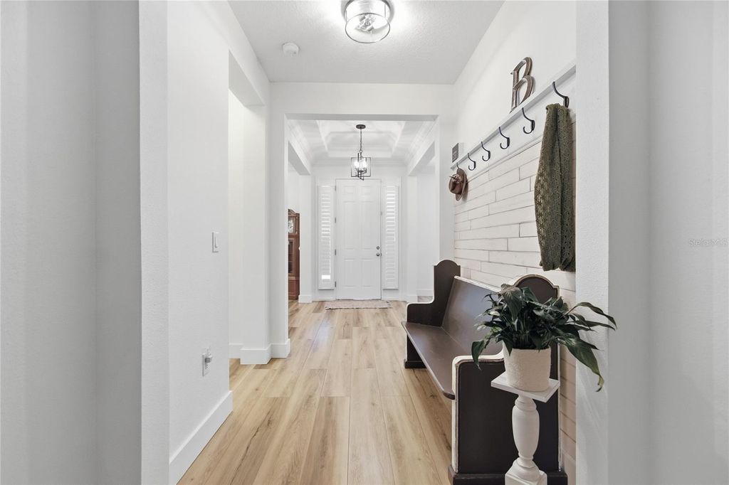 Image 7 of property listing at 565 MORGAN WOOD DRIVE, Deland, FL 32724