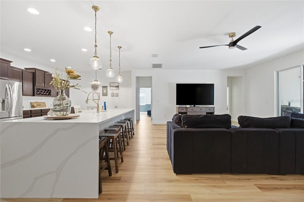 Image 10 of property listing at 565 MORGAN WOOD DRIVE, Deland, FL 32724