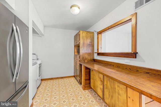 150 MONTGOMERY AVE, Phoenixville, PA 19460