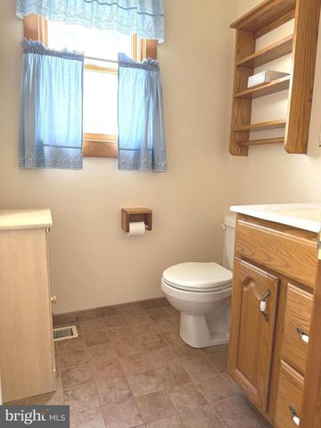 150 MONTGOMERY AVE, Phoenixville, PA 19460