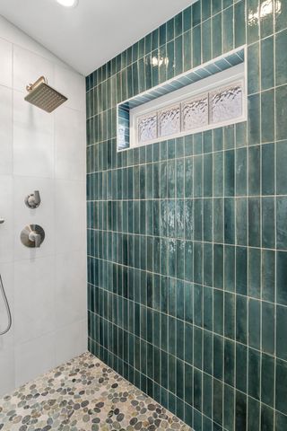 61425 Davis Lake Loop, Bend, OR 97702