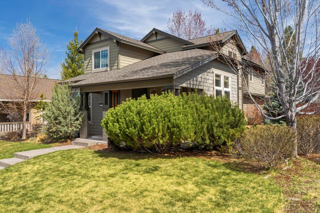 61425 Davis Lake Loop, Bend, OR 97702