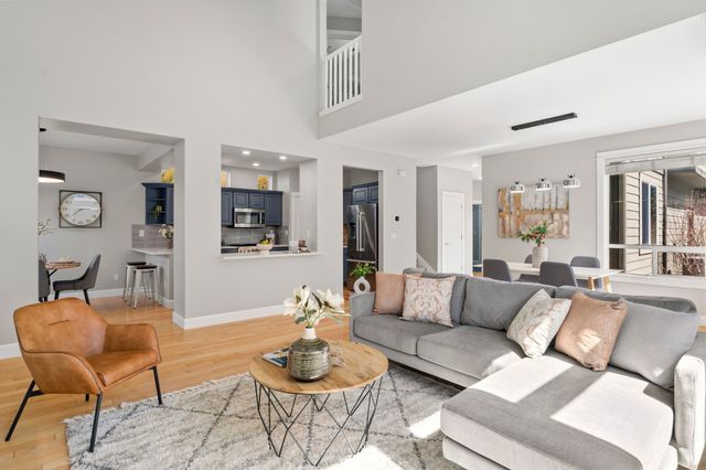 61425 Davis Lake Loop, Bend, OR 97702