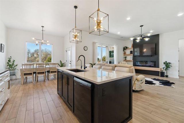 2248 CR 1334, Blanchard, OK 73010