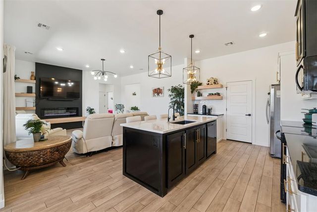 2248 CR 1334, Blanchard, OK 73010