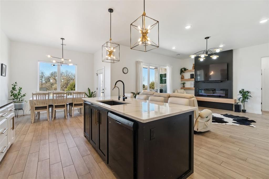 2248 CR 1334, Blanchard, OK 73010