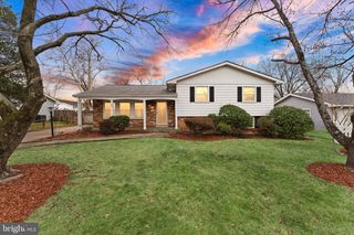 200 WILLIAMSBURG RD, Sterling, VA 20164