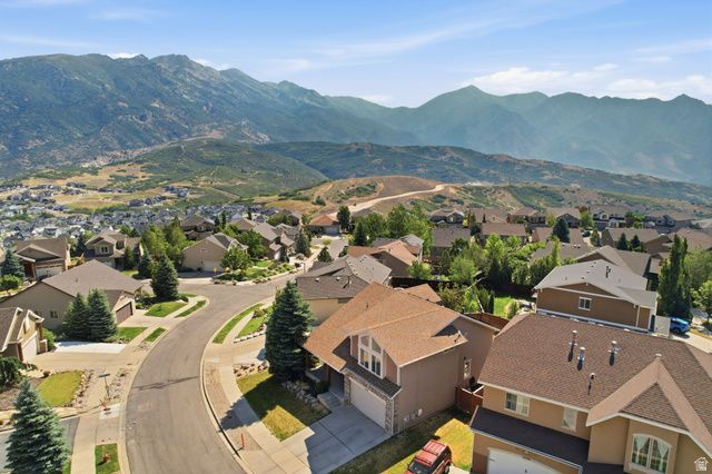 15119 S EAGLE CHASE DR, Draper, UT 84020