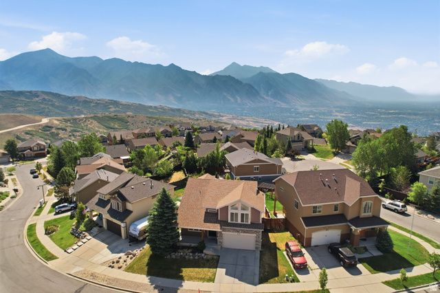 15119 S EAGLE CHASE DR, Draper, UT 84020