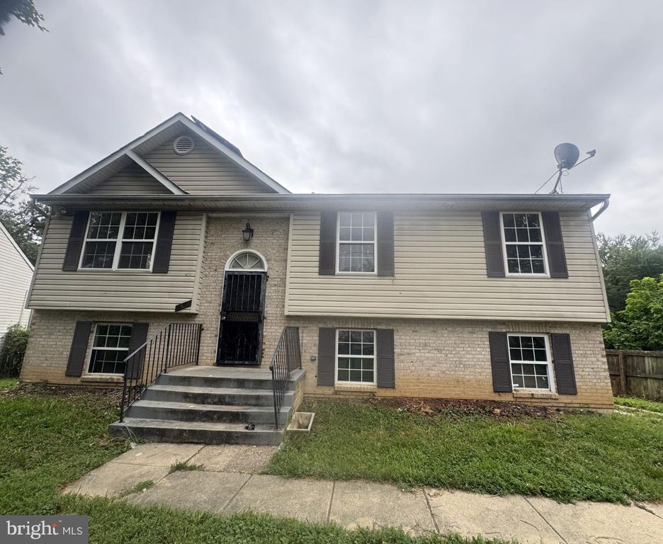 2408 EWING AVE, Suitland, MD 20746