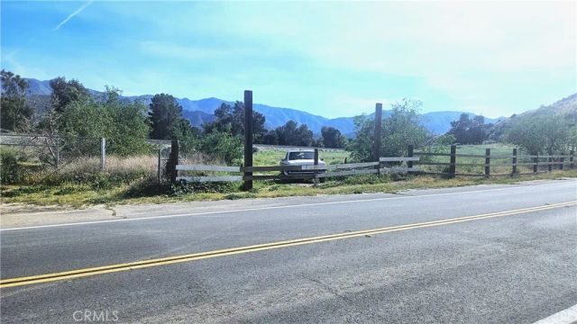 14 Crown V14 Rd Vic Arrastr, Acton, CA 93510