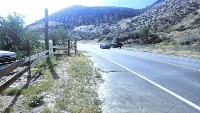 14 Crown V14 Rd Vic Arrastr, Acton, CA 93510